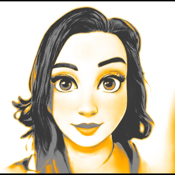 Meet your Posher, Aisha - Picture 2 of 2